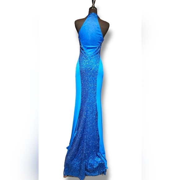 Blue Sequined floor-length  Stretchy gown. Size M To L - Picture 7 of 11